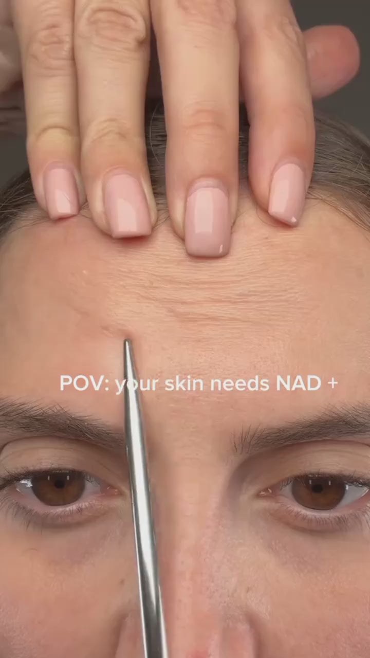 Eqqualberry NAD+ Peptide Boosting Smoothie Serum